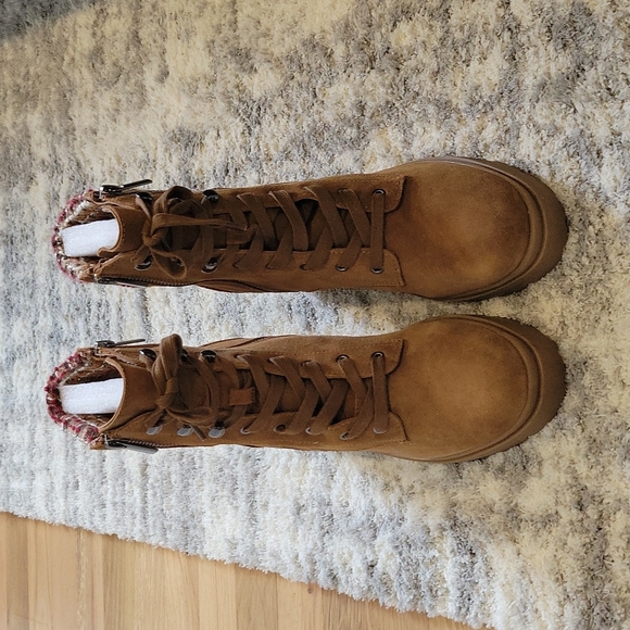Steve Madden Jaydin-F Brown Suede Boot - Picture 5 of 8